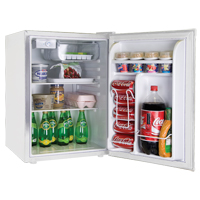 Compact Refrigerator, 25" H x 17-1/2" W x 19-3/10" D, 2.6 cu. ft. Capacity OP814 | Caster Town