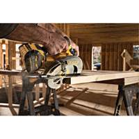FlexVolt<sup>®</sup> Max Brushless Circular Saw with Electric Brake (Tool Only), 7-1/4", 60 V UAK208 | Caster Town